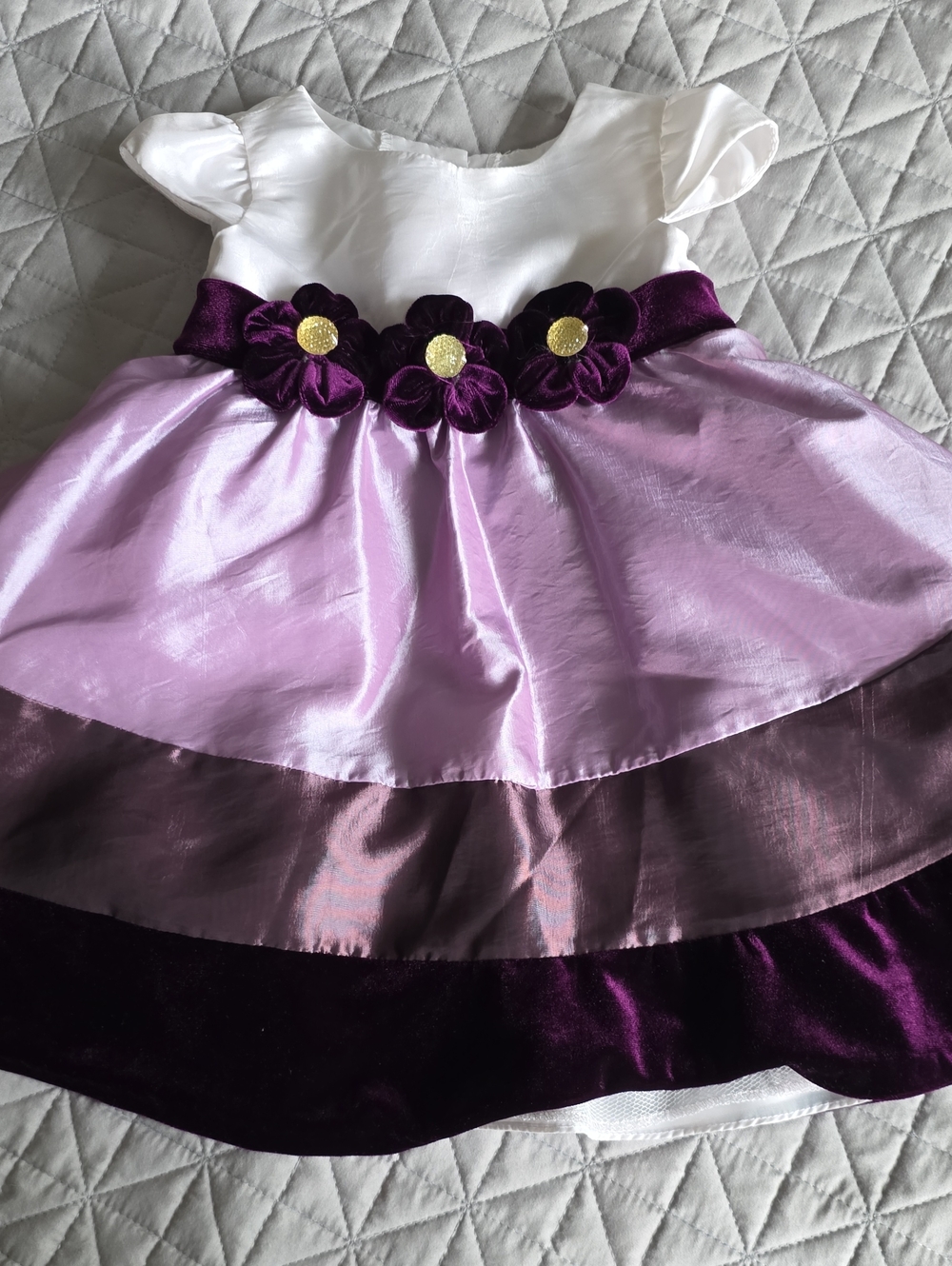 Rare Editions White, Light Purple & Dark Purple Flower Belt Formal Dress
